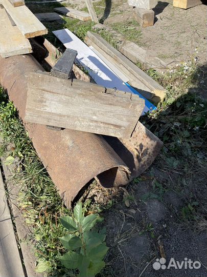 Труба металлическая половина