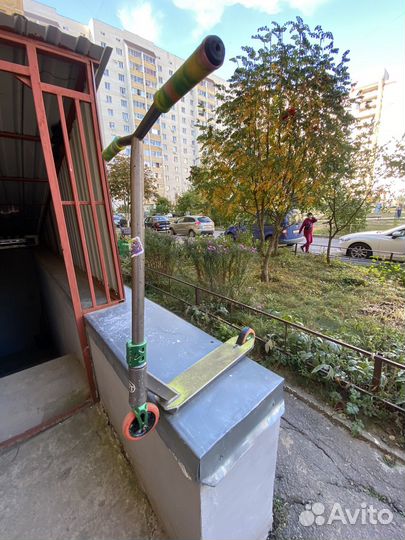 Трюковой самокат