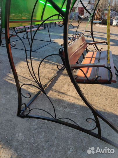 Садовые качели ажурные