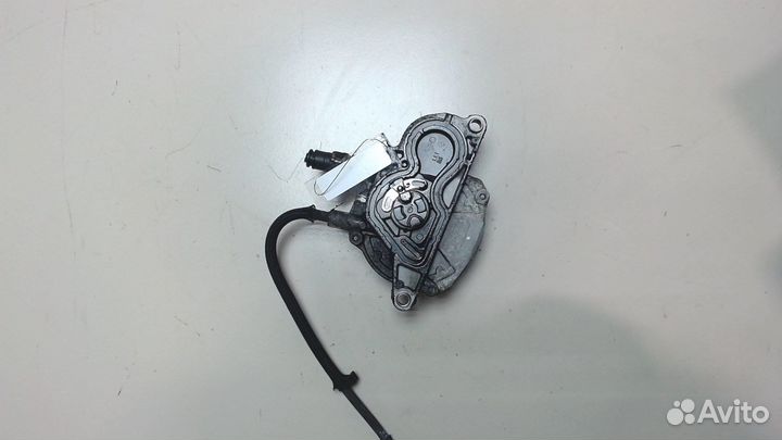 Насос вакуумный Opel Zafira B, 2010