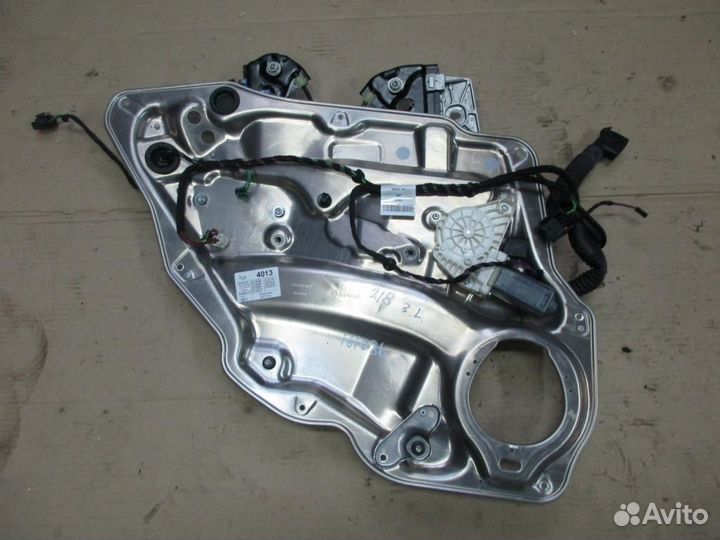 Стеклоподъемник задний левый w218 CLS-class 651