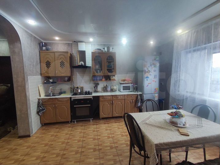 Дом 140 м² на участке 8 сот.