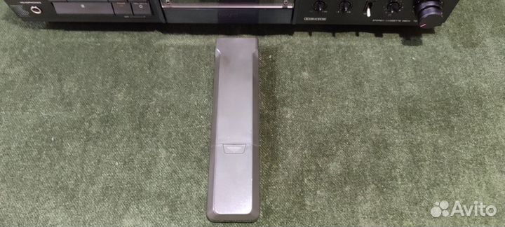 Дека кассетная Sony tc-k555esx+ пульт