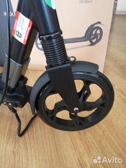Самокат Roces 200 Black