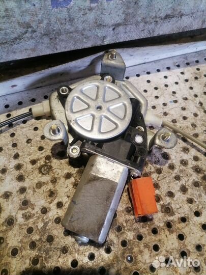 Стеклоподъемник электр. передний левый Dongfeng H3