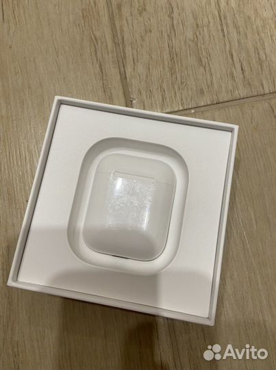 Airpods оригинал 1-го поколения