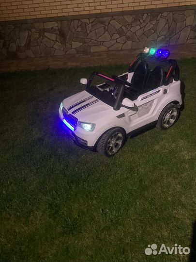 Детский электромобиль bmw