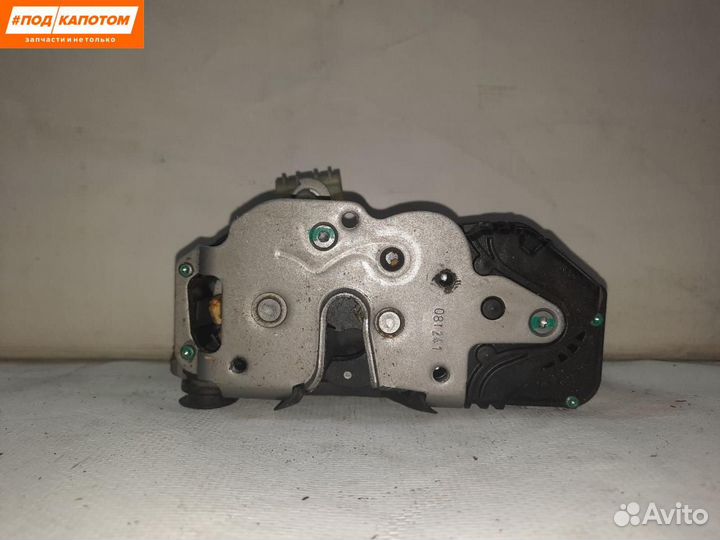 Замок двери задней левой Chevrolet Cruze 13579555