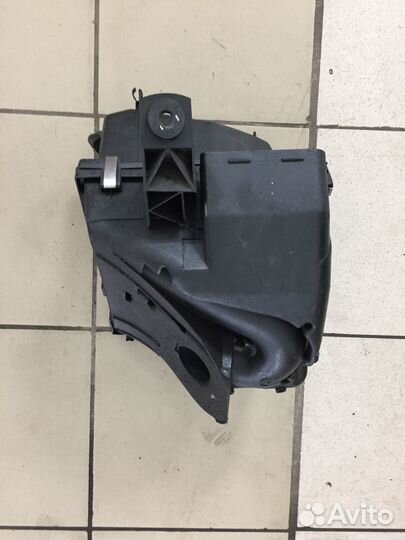 Корпус воздушного фильтра audi a6 c5 а6 с5