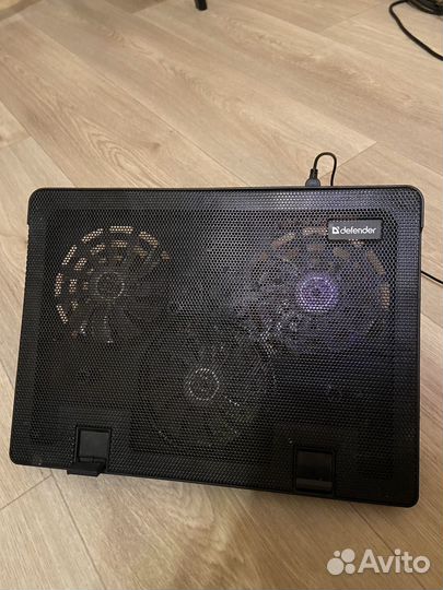 Подставка с охлаждением для ноутбука