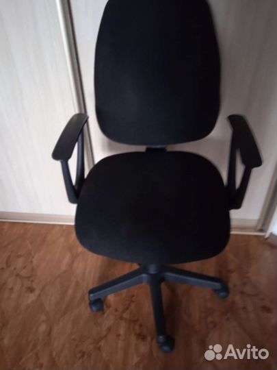 Компьютерное кресло