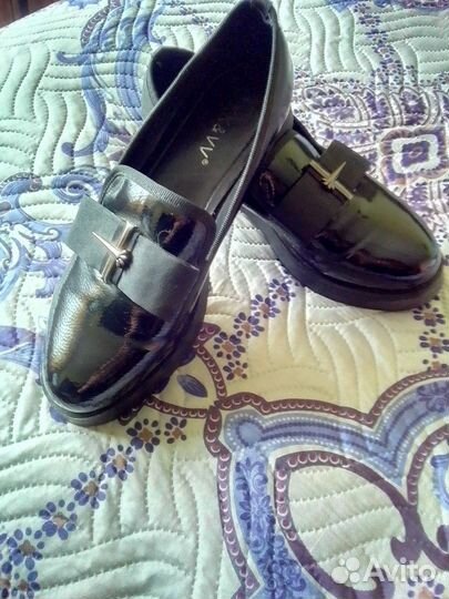 Лоферы женские 39 размер