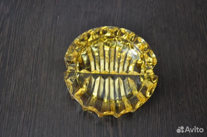 Пепельница цветная хрустальная