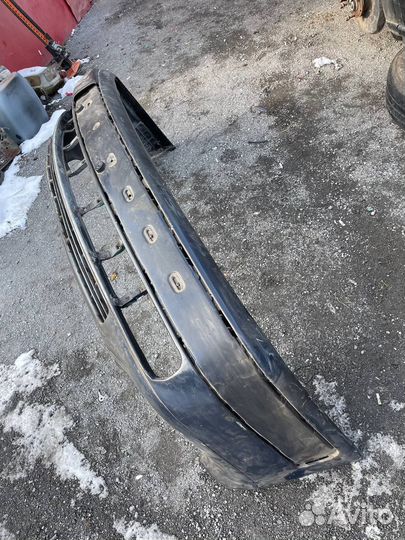 Передний бампер ауди 100 С4 (дефект)