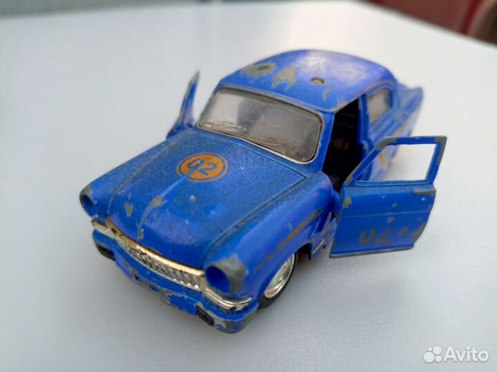 Модели автомобилей 1 18