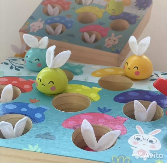 Развивающая игрушка Пчёлки в улье и зайки монтессо