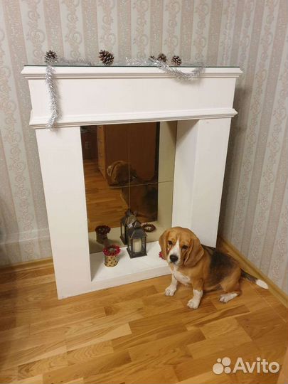 Декоративный камин из дерева