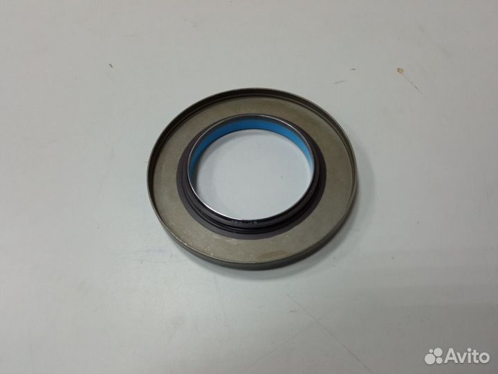 Сальник хвостовика редуктора Volvo EV91 Renault Pr