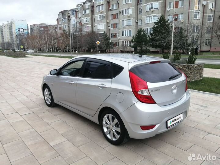 Hyundai Solaris 1.6 AT, 2012, 137 500 км