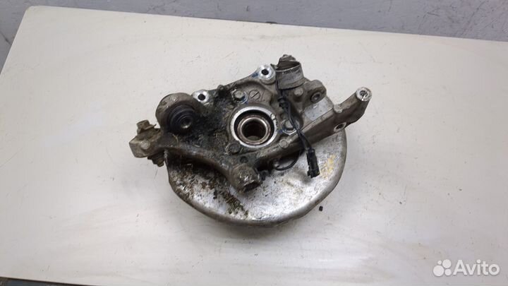 Ступица (кулак, цапфа) левая задняя Cadillac XT5, 2019