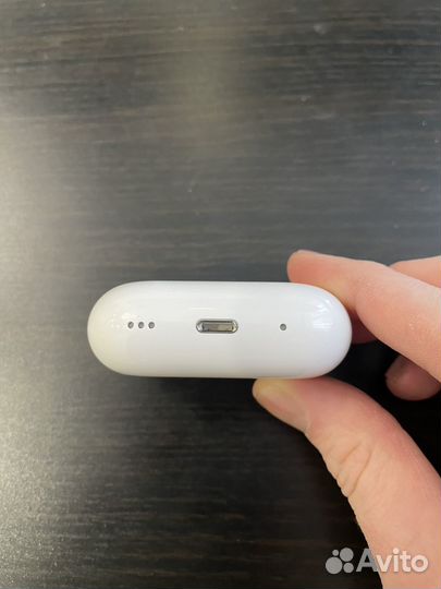 Apple airpods pro 2 magsafe