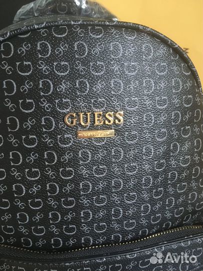 Рюкзак Guess