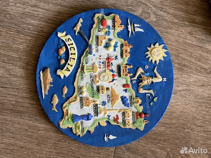 Тарелка декоративная