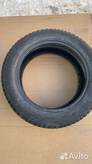 Nokian Tyres Hakkapeliitta 9 215/55 R17 98T