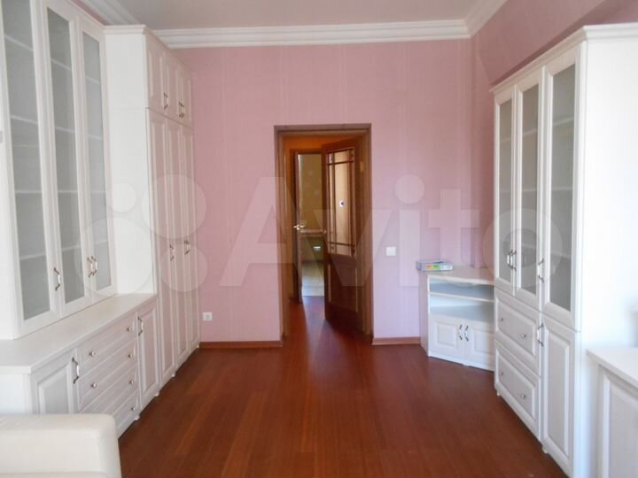 Комната 18 м² в 2-к., 3/5 эт.