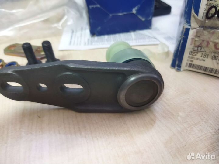 Шаровая опора Audi 90 TD 5cyl 2.0 audi 80 quattro