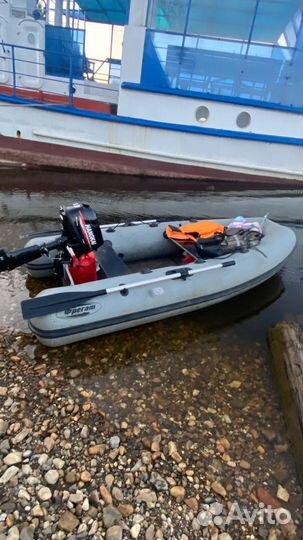 Надувная лодка с мотором 6 л с