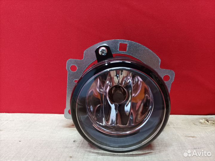 Фара птф Mitsubishi Outlander 2 хл 2007-2012