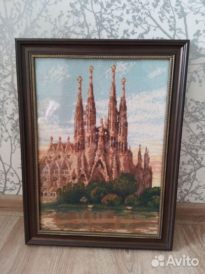 Картина вышитая пейзаж