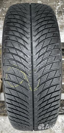 Michelin Pilot Alpin 5 SUV 235/65 R17