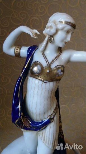 Танцовщица с львицей статуэтка фарфор Германия