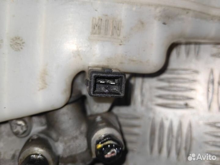 Бачок главного тормозного цилиндра Kia Rio IV