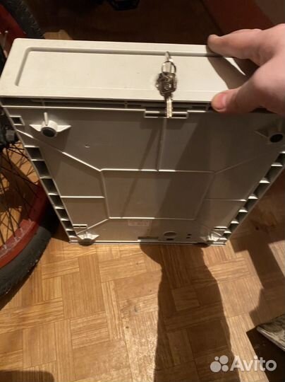 Денежный ящик