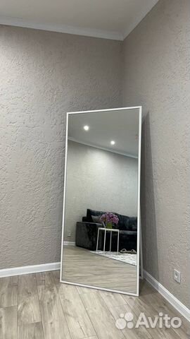 Зеркало интерьерное