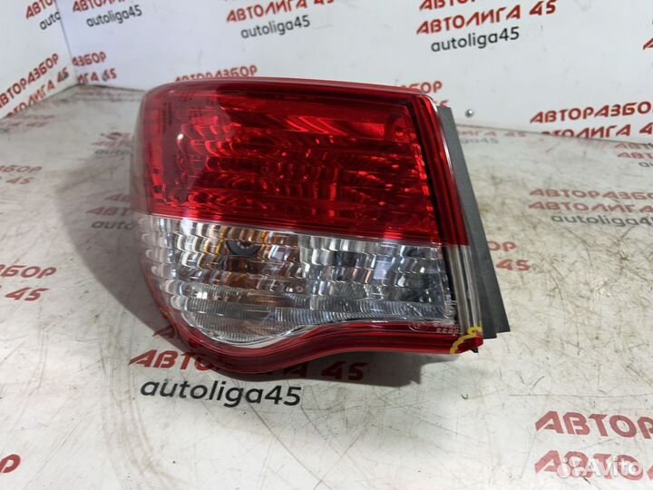 Фонарь задний левый Nissan Almera G15 дефект