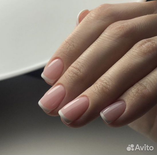 Маникюр с покрытием гель лаком