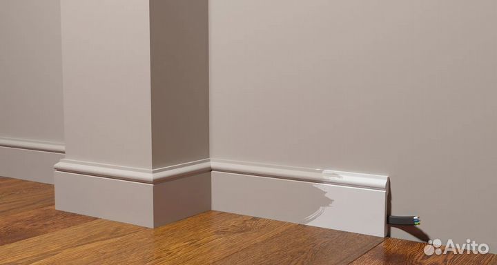 Плинтус напольный дюрополимер 005