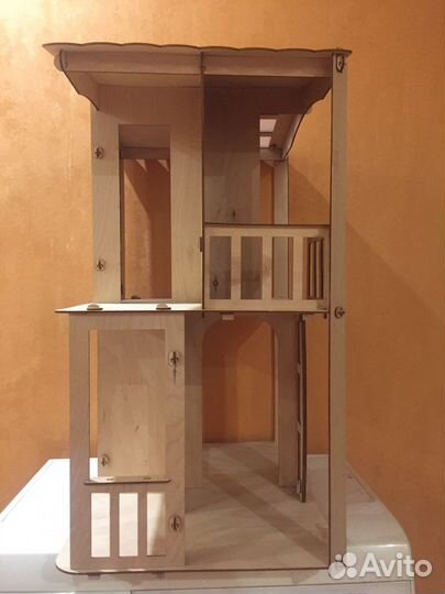 Домик кукольный деревянный