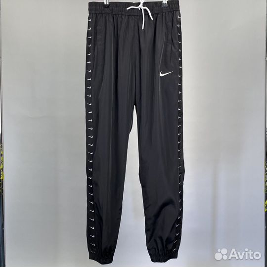 Штаны Nike Swoosh