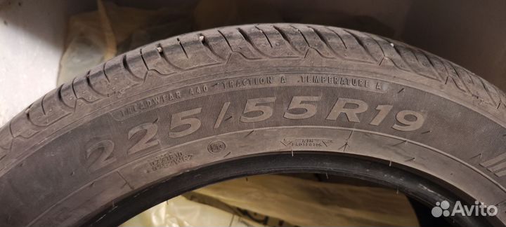 Goodyear EfficientGrip Performance SUV 225/55 R19