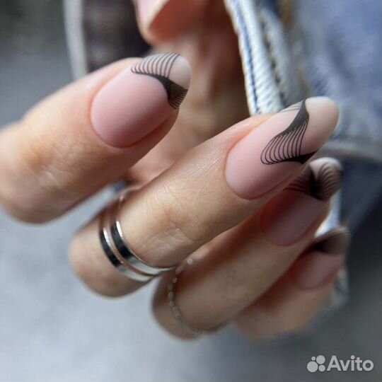 Маникюр в лучшей студии Уфы за 990 Возможно