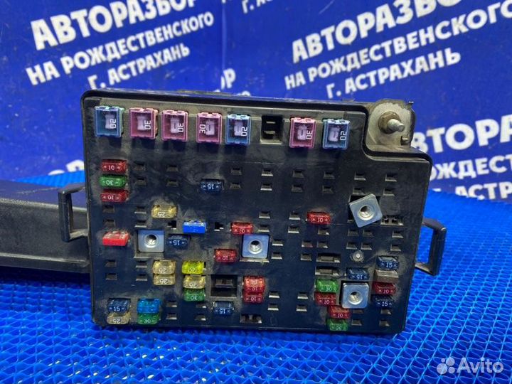 Блок предохранителей Kia Shuma 2 лифтбэк S6D 2002