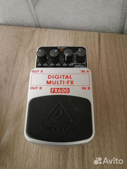 Гитарные педали эффектов