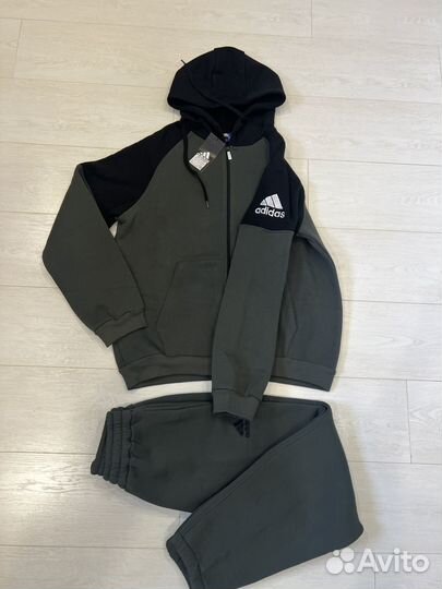 Спортивный костюм на флисе 54размер