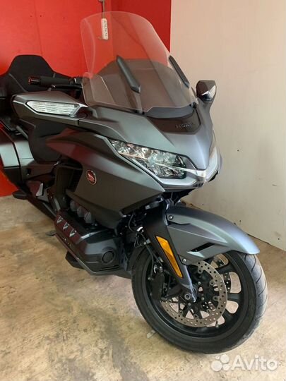 Honda GL1800 goldwing GL1800 tour