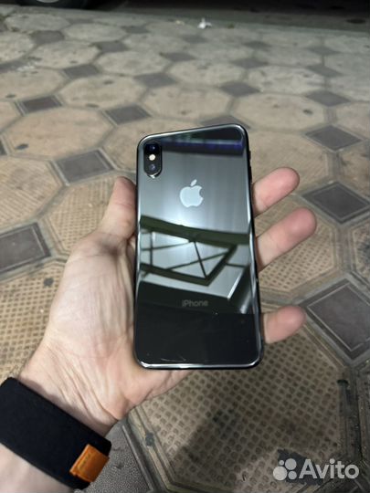 iPhone X, 64 ГБ